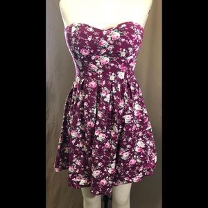 Floral Sweetheart Sleeveless sundress 90s grunge